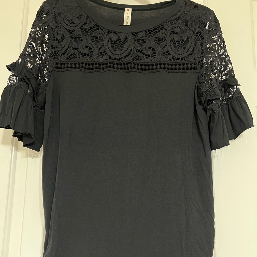 Vanilla Bay black lace top blouse with ruffle sleeves size M